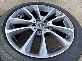 Mercedes-Benz Siunciam, 8J ET43 light alloy R18 rims