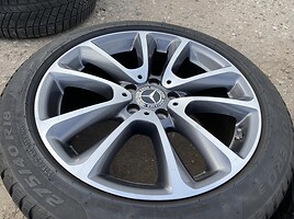 Mercedes-Benz Siunciam, 8J ET43 light alloy R18 rims