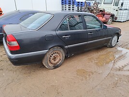 Mercedes-Benz C 180 1994 m dalys