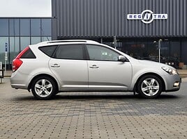 Kia Cee'd 2010 y Wagon