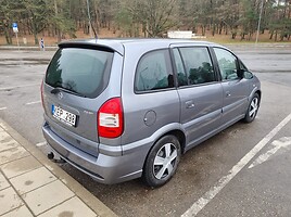 Opel Zafira 2004 y Van