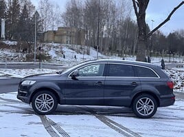 Audi Q7 2007 y Off-road / Crossover