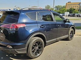 Toyota RAV4 2017 y Off-road / Crossover