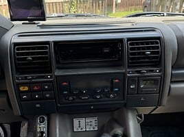 Land Rover Discovery 1999 г Внедорожник / Кроссовер