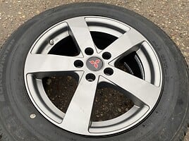 Mitsubishi Siunciam, 7J ET40 light alloy R17 rims