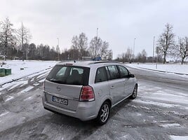 Opel Zafira B 2007 y