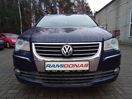 Volkswagen Touran 2009 m Vienatūris