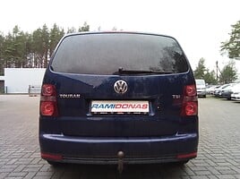 Volkswagen Touran 2009 m Vienatūris