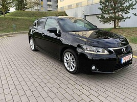 Lexus CT 200h 2011 y Hatchback