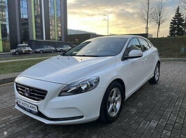 Volvo V40 Hečbekas 2015