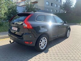 Volvo XC60 2010 г Внедорожник / Кроссовер