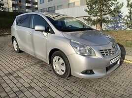 Toyota Verso 2010 y Van