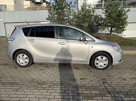 Toyota Verso 2010 y Van