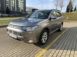 Mitsubishi Outlander Visureigis / Krosoveris 2013