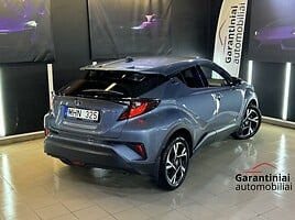 Toyota C-HR 2022 г Внедорожник / Кроссовер