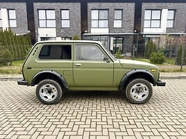 Lada Niva 2004 г Внедорожник / Кроссовер