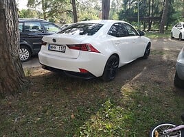 Lexus IS 300h 2013 г Седан