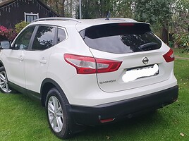 Nissan Qashqai 2015 y Off-road / Crossover