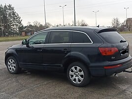 Audi Q7 2007 г Внедорожник / Кроссовер