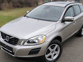 Volvo XC60 2012 y Off-road / Crossover