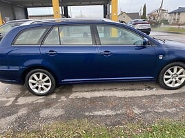 Toyota Avensis II 2004 y