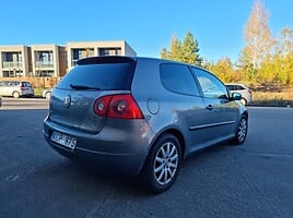 Volkswagen Golf 2005 г Хэтчбек