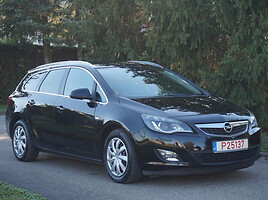 Opel Astra 2011 m Universalas