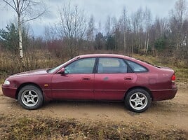 Mazda 626 1993 y Hatchback