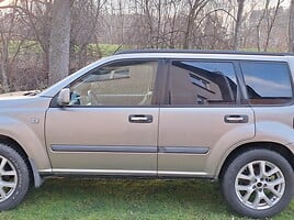 Nissan X-Trail 2004 y Off-road / Crossover