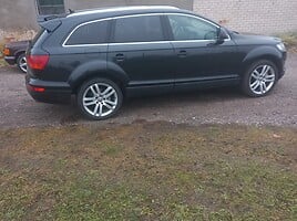 Audi Q7 2008 г Внедорожник / Кроссовер