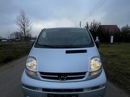 Renault Trafic 2005 г Микроавтобус