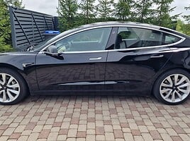 Tesla Model 3 2018 y Hatchback