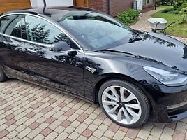 Tesla Model 3 2018 y Hatchback