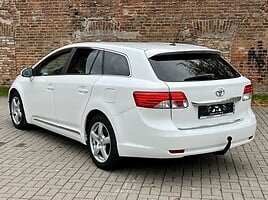 Toyota Avensis 2012 m Universalas