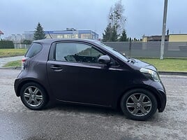 Toyota iQ 2009 г Хэтчбек