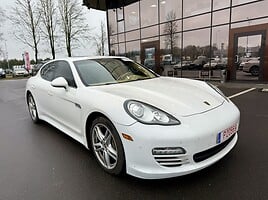 Porsche Panamera 4 2011 m