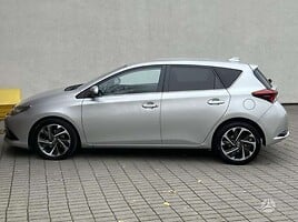 Toyota Auris 2016 y Hatchback