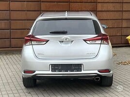 Toyota Auris 2016 y Hatchback