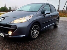 Peugeot 207 2009 г Хэтчбек