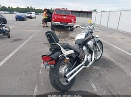 Honda VT 2001 y Chopper / Cruiser / Custom motorcycle