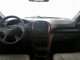 Chrysler Town Country 2005 m Vienatūris