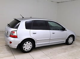 Honda Civic 2004 г Хэтчбек