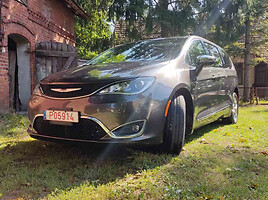 Chrysler Pacifica 2017 y Wagon