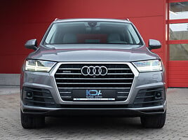 Audi Q7 2016 y Off-road / Crossover