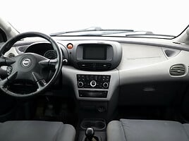 Nissan Almera Tino 2004 г Минивэн