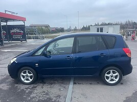 Toyota Corolla Verso 2002 г Минивэн