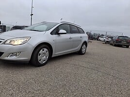 Opel Astra 2011 y Wagon