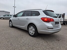 Opel Astra 2011 y Wagon