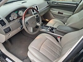 Chrysler 300C 2009 г Седан