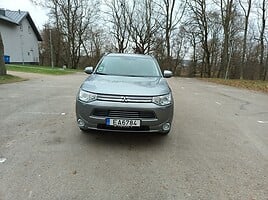 Mitsubishi Outlander III 2013 m